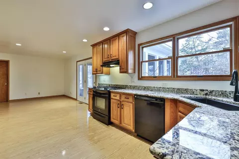 10211 Leacrest Rd, Cincinnati, OH 45215 photo 13