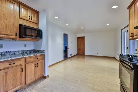 10211 Leacrest Rd, Cincinnati, OH 45215 photo 14