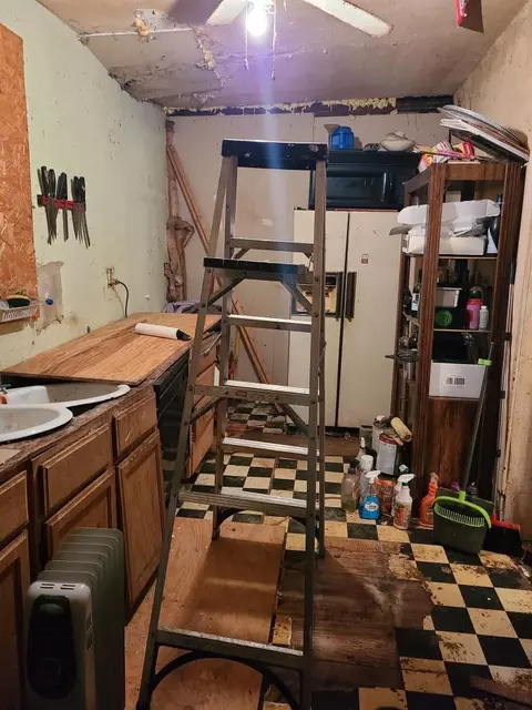 4703 Ward St, Cincinnati, OH 45227 photo 6