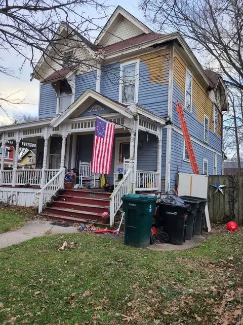 4703 Ward St, Cincinnati, OH 45227 photo 1