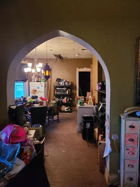 4703 Ward St, Cincinnati, OH 45227 photo 3