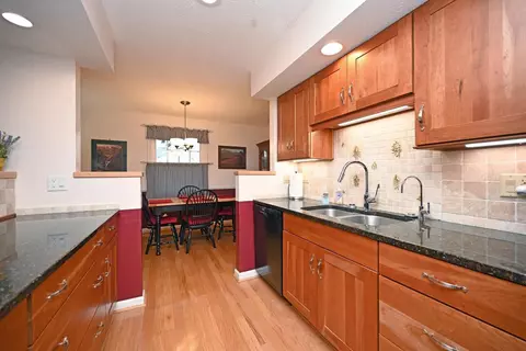 1043 Waycross Rd, Forest Park, OH 45240 photo 14