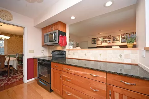 1043 Waycross Rd, Forest Park, OH 45240 photo 13