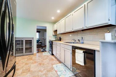 8780 Killarney Ct, Cincinnati, OH 45236 photo 12