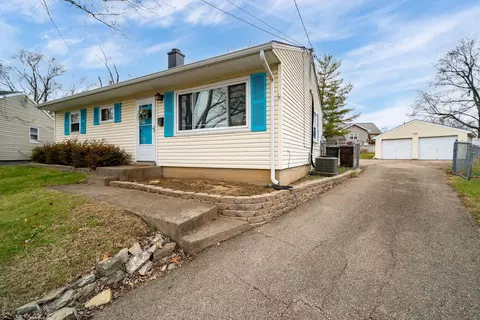 8780 Killarney Ct, Cincinnati, OH 45236 photo 2