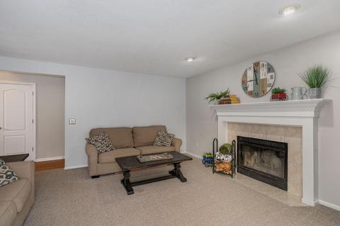 602 Greyleaf Ct, Cleves, OH 45002 photo 12