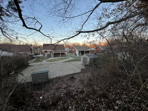 2517 Airy Ct, Cincinnati, OH 45239 photo 4