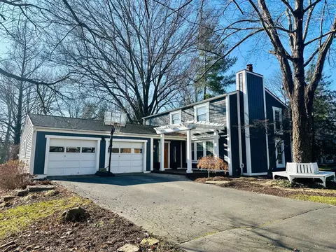3646 Hopper Ridge Rd, Cincinnati, OH 45255 photo 1