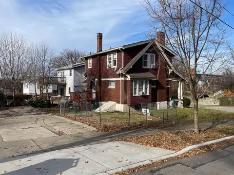 655 Probasco St, Cincinnati, OH 45220 photo 5