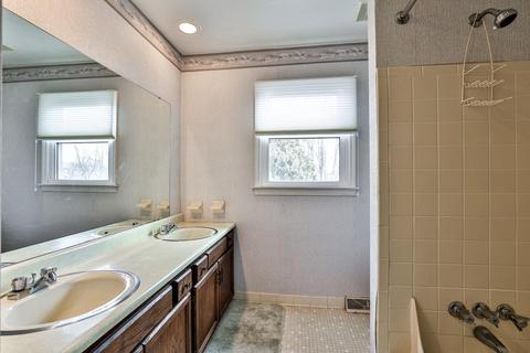 2614 Oldforge Ln, Cincinnati, OH 45244 photo 28