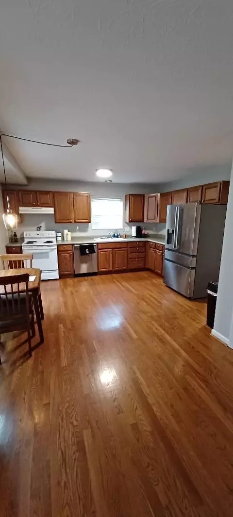 659 Mccormick Ln, Cincinnati, OH 45245 photo 9