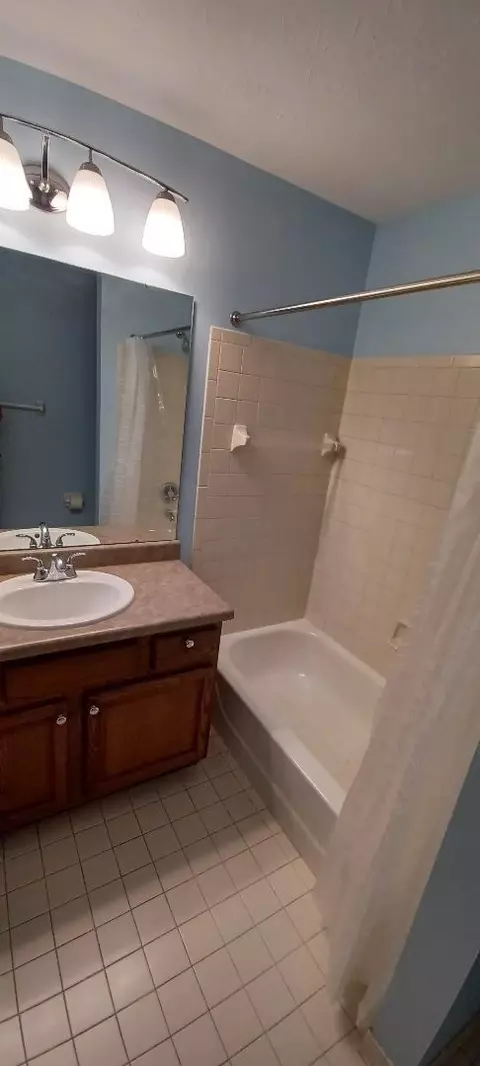 659 Mccormick Ln, Cincinnati, OH 45245 photo 11