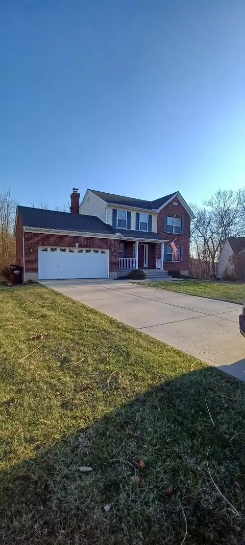 659 Mccormick Ln, Cincinnati, OH 45245 photo 3