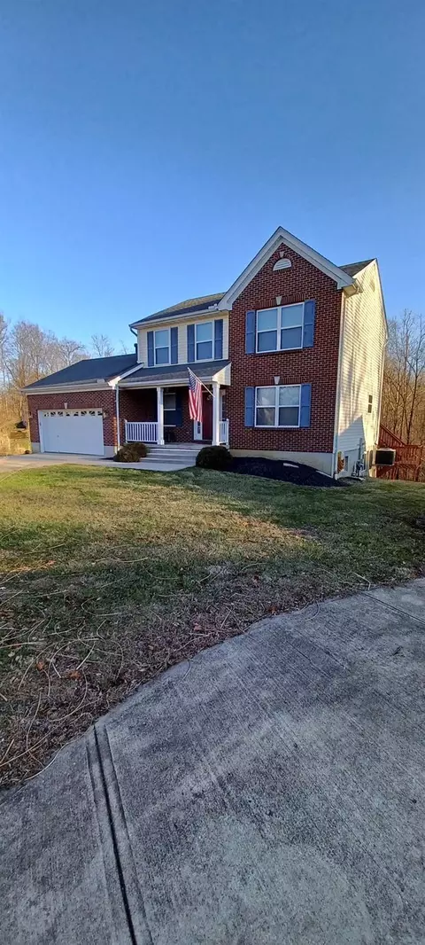 659 Mccormick Ln, Cincinnati, OH 45245 photo 2