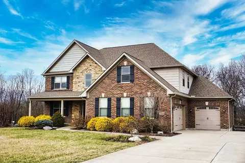 1312 Shawnee Dr, Morrow, OH 45152 photo 1