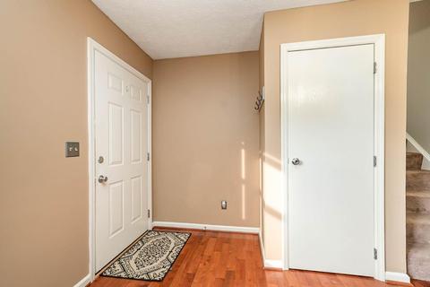 4815 Stoneybrook Rd, Cincinnati, OH 45244 photo 2