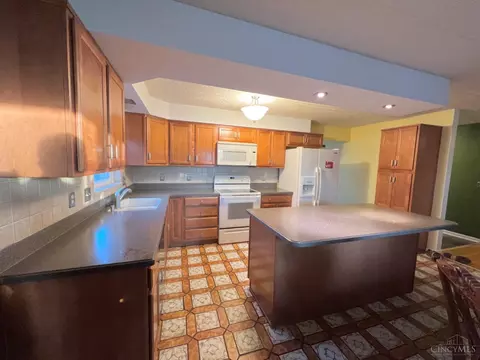 9071 Millcliff Dr, Cincinnati, OH 45231 photo 10