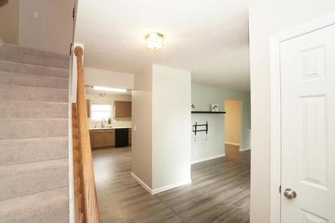 203 Deershadow Rd, Maineville, OH 45039 photo 3