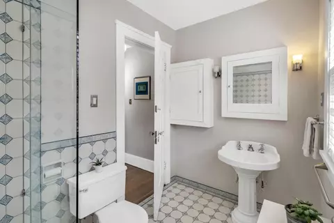 2345 Easthill Ave, Cincinnati, OH 45208 photo 24