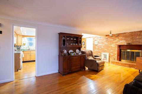 623 Sonny Ln, Cincinnati, OH 45244 photo 4