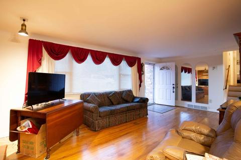 623 Sonny Ln, Cincinnati, OH 45244 photo 6