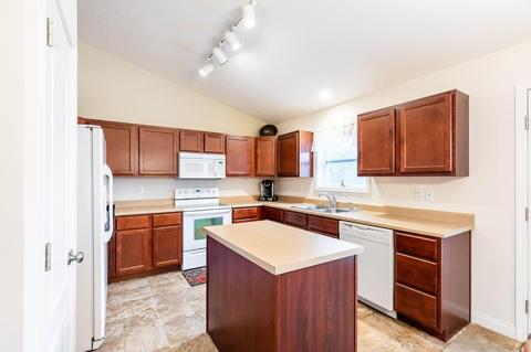 9725 Conklin Rd, Blue Ash, OH 45242 photo 14