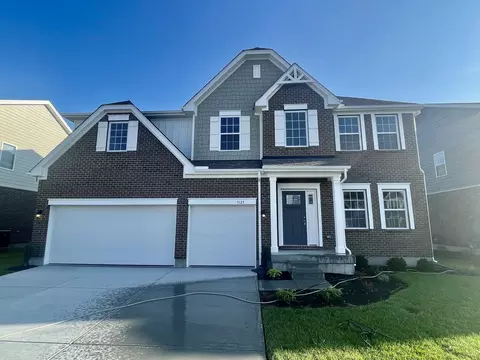 5127 Sofia Cir, Liberty, OH 45011