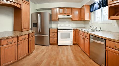 621 Terrace View Dr, Cincinnati, OH 45255 photo 4
