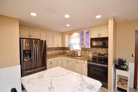 810 Picket Way, Cincinnati, OH 45245 photo 7