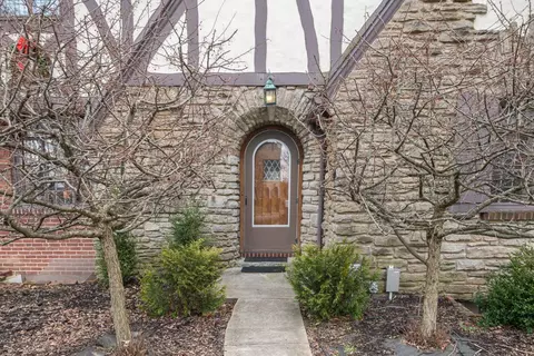 3015 Alpine Ter, Cincinnati, OH 45208 photo 5