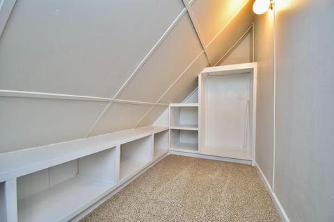 1901 Crane Ave, Cincinnati, OH 45207 photo 21