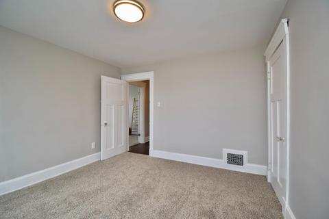 1901 Crane Ave, Cincinnati, OH 45207 photo 20