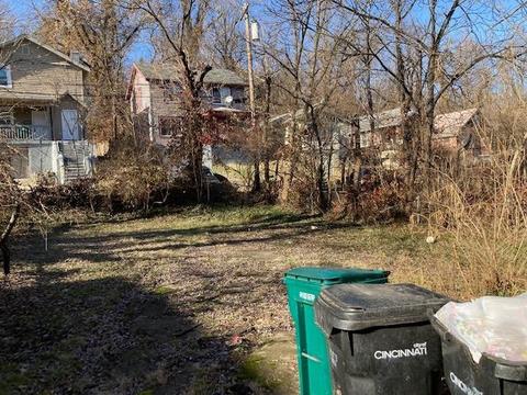 3541 Vine St, Cincinnati, OH 45220 photo 5