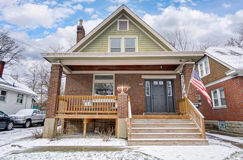 4333 Watterson St, Cincinnati, OH 45227 photo 1