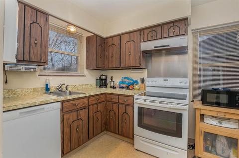 3943 Farrell Dr, Cincinnati, OH 45211 photo 14