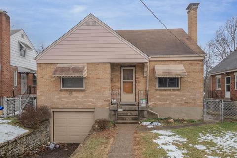 3943 Farrell Dr, Cincinnati, OH 45211 photo 2