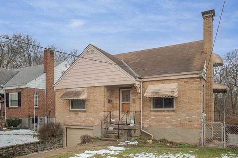 3943 Farrell Dr, Cincinnati, OH 45211 photo 1
