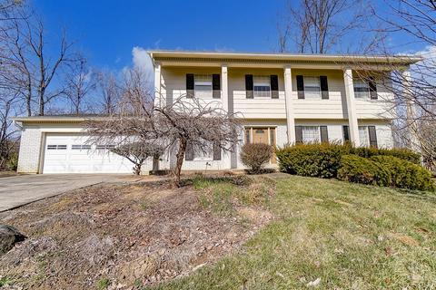 7994 Hickory Hl, West Chester, OH 45241