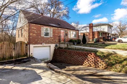 111 Riddle Rd, Woodlawn, OH 45215 photo 2