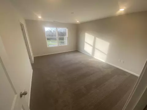 5017 Lakeview Dr, Morrow, OH 45152 photo 9