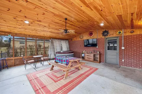4458 Hall St, Cincinnati, OH 45244 photo 30