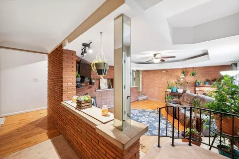 4458 Hall St, Cincinnati, OH 45244 photo 2