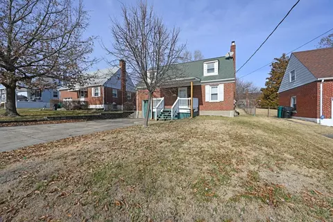 3328 Robinet Dr, Cincinnati, OH 45238 photo 3