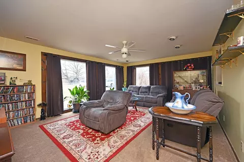 3942 Gardner Ln, Cincinnati, OH 45245 photo 14