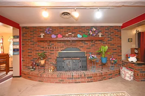 3942 Gardner Ln, Cincinnati, OH 45245 photo 13