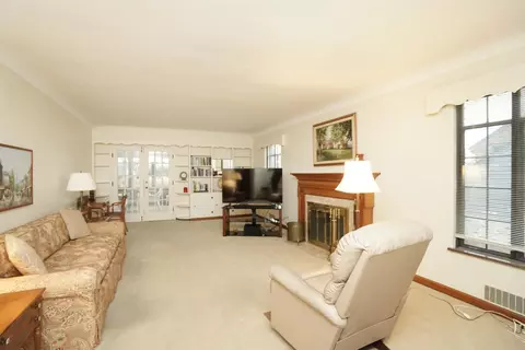 122 Forest Ave, Wyoming, OH 45215 photo 4