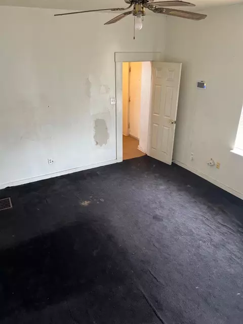 2010 Powers St, Cincinnati, OH 45223 photo 3
