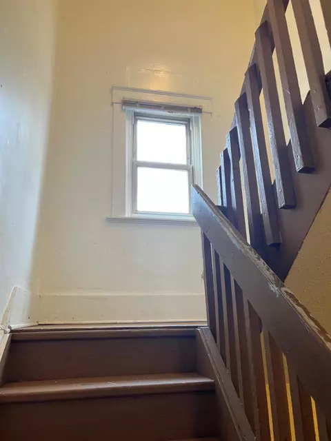 2010 Powers St, Cincinnati, OH 45223 photo 11