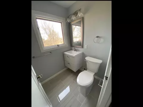 1012 Galbraith Rd, Cincinnati, OH 45231 photo 9