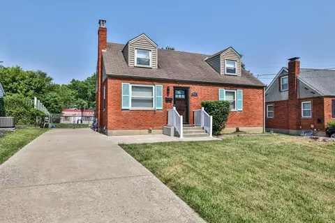 8467 Darnell Ave, Cincinnati, OH 45236